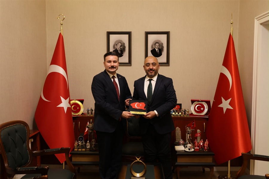 İl Müdürümüz Hakan TUNCERLİ Gökçeada Kaymakamımız Osman ACAR'a Ziyarette Bulunmuşlardır.